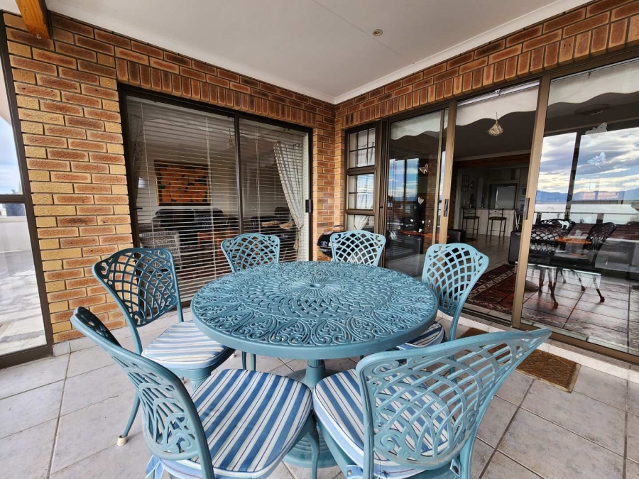 3 Bedroom Property for Sale in Mossel Bay Central Western Cape